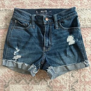 Hollister Women's Blue Denim classic high rise Jean Shorts size 00 w24